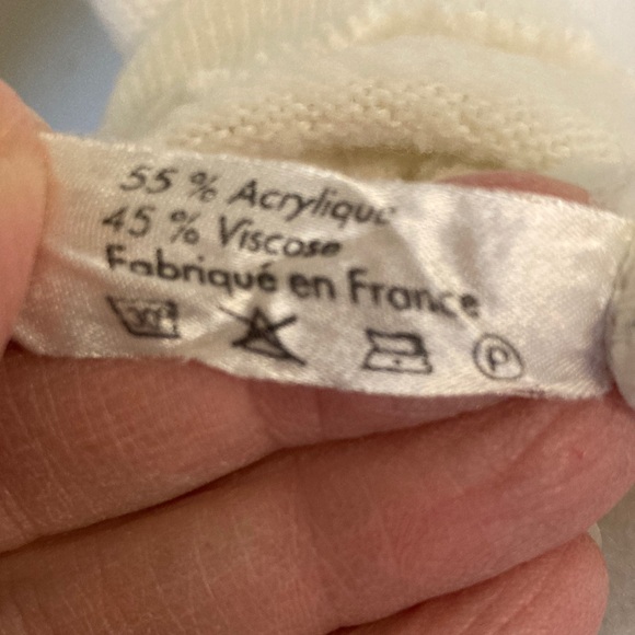 VTG Monaco Monte-Carlo White V-Neck Sweater - Picture 3 of 5